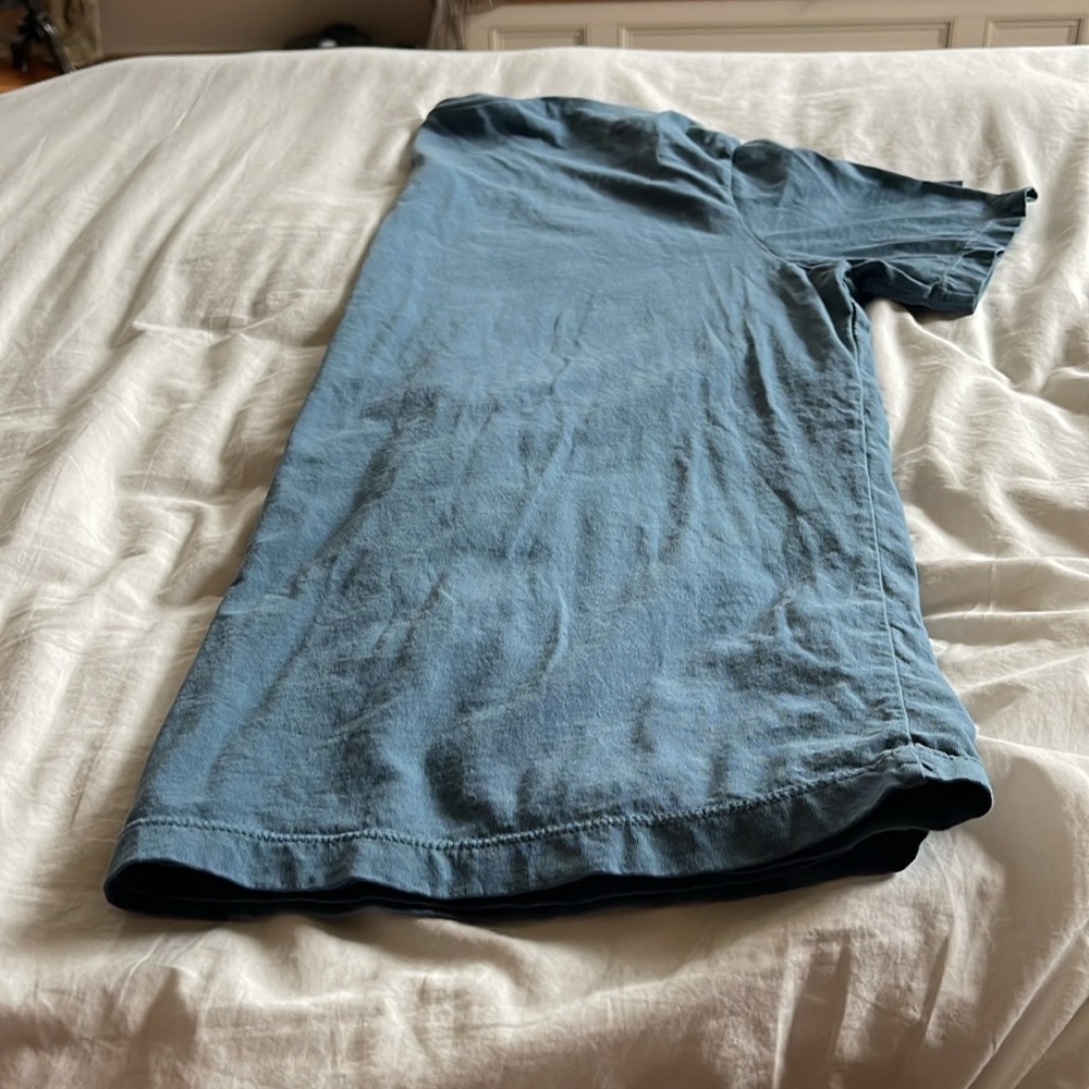 Shirt - Picture 3 of 3